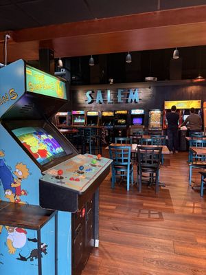 Bit Bar Salem by null