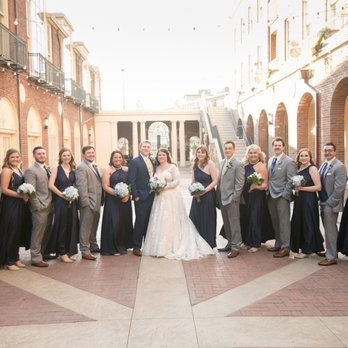 Lane Weddings - Our whole wedding party - Photographers Near Me - Omaha, Nebraska Lane Weddings - Our whole wedding party - Photographers Near Me - Omaha, Nebraska
