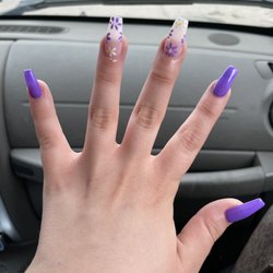 Blossom Nails