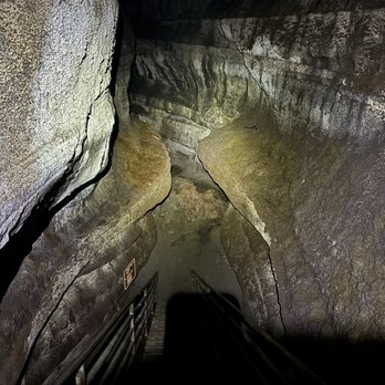 Ape Cave - Hiking Near Me Ape Cave - Hiking Near Me