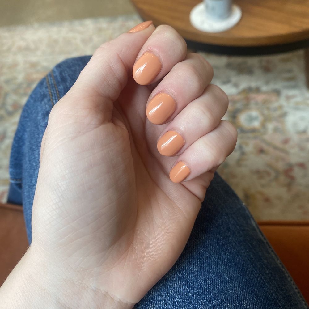 The Dew Effect Mani with the color Sweet Bitters The Dew Effect Mani with the color Sweet Bitters
