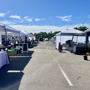 Rebel Marketplace - Overview of the market - Farmers Market Near Me - Aurora, Colorado Rebel Marketplace - Overview of the market - Farmers Market Near Me - Aurora, Colorado