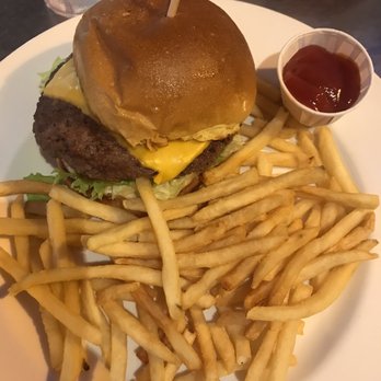 Ruby's Diner Food Truck - Impossible burger with fries - American Near Me - Commerce, California Ruby's Diner Food Truck - Impossible burger with fries - American Near Me - Commerce, California