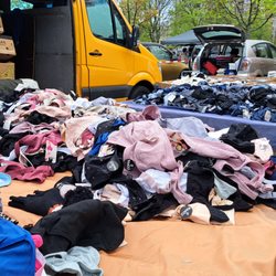 Flohmarkt Uni-Gelände Stuttgart-Vaihingen - Uni-Flohmarkt Stuttgart-Vaihingen