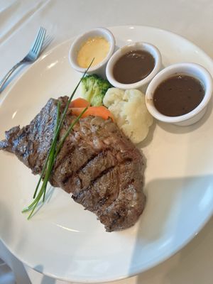Lawry's The Prime Rib Singapore by null