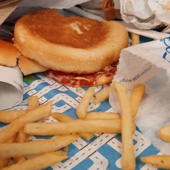 Baker's Drive-Thru - Too much bun, no meat! - Burgers Near Me - Beaumont, California