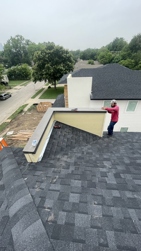 Slide of Reyes Roofing