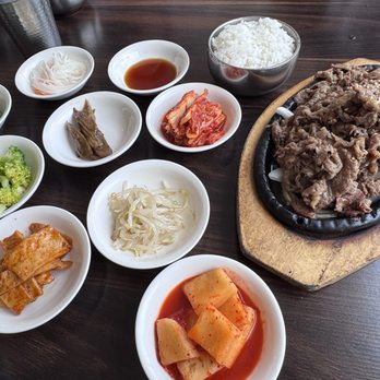 Muguboka Restaurant - Banchan and bulgolgi - Korean Near Me - San Francisco, California