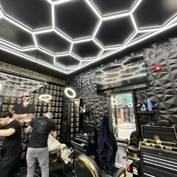 Barbier Yaniso - Inside