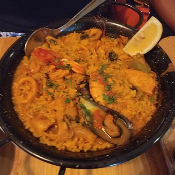 Más Al Sur - Seafood paella - Spanish Near Me - Madrid, M
