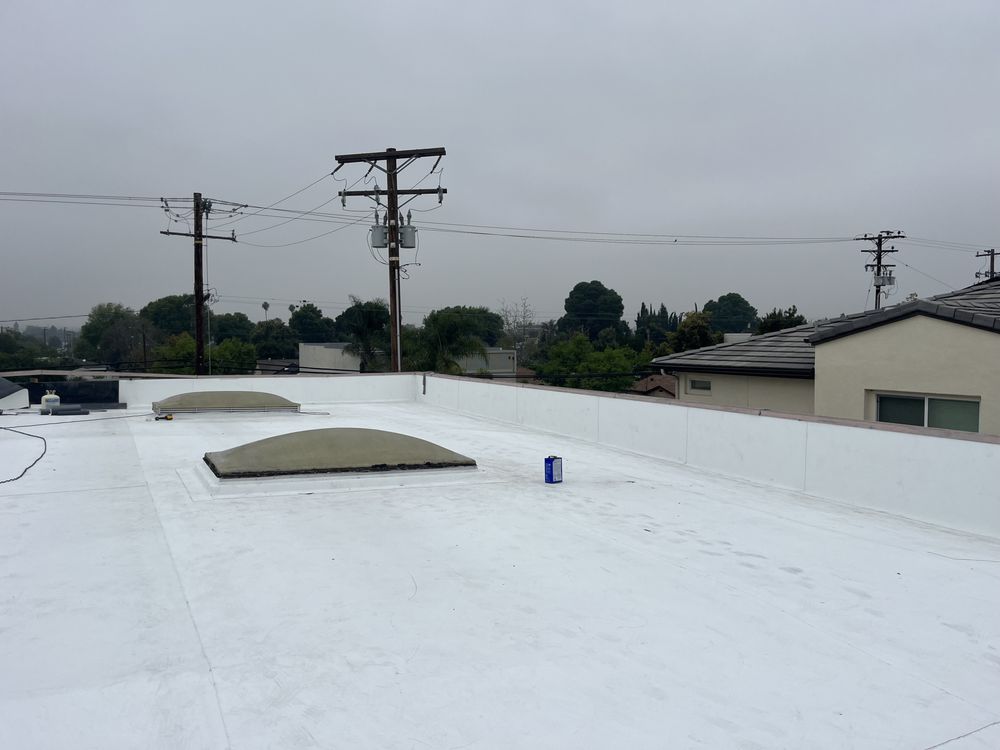 Slide of DT Roofing