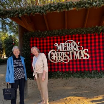 Atria Las Posas - Retirement Homes Near Me - Camarillo, California