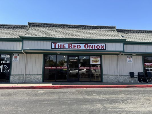 The Red Onion by null