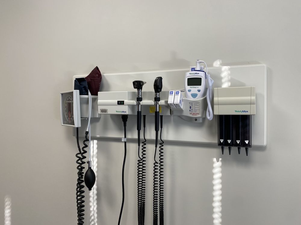 VALLEY MEDICAL GROUP Updated August 2024 38 Reviews 85 Chestnut