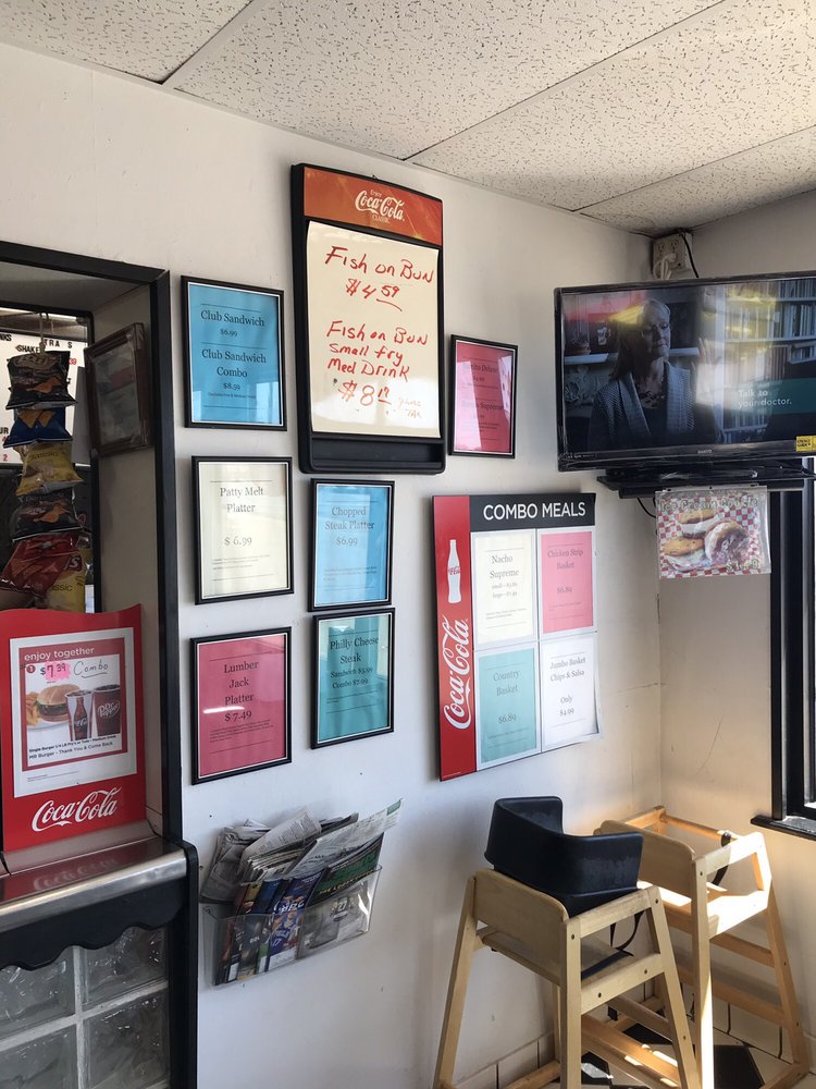 MR BURGER Updated October 2024 219 S Broadway St, Dimmitt, Texas