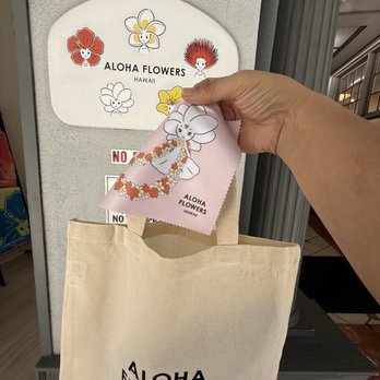 Aloha Flowers - Women's Clothing Near Me - Honolulu, Hawaii