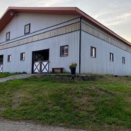 Exterior photo of Piccadilly Acres Farm - Bowmanville, Ontario Exterior photo of Piccadilly Acres Farm - Bowmanville, Ontario