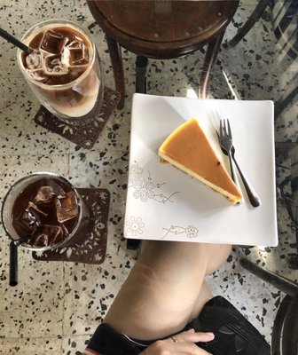 leaf & co. cafe by null