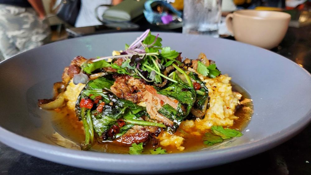 PINEAPPLE INK TAVERN 237 Photos & 71 Reviews American (Traditional