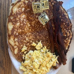 Kj's Cafe - Massive