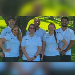 Natural Fitness ABQ - Our team of dedicated trainers ready to make personalized workouts for you