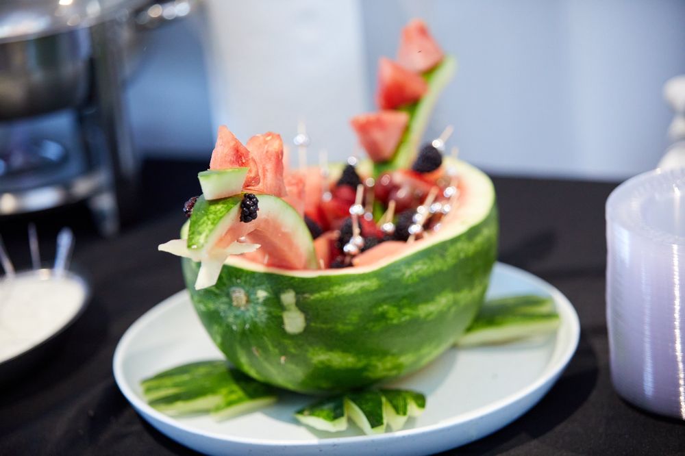 Heather Decker’s Custom Catering Logo