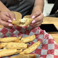 Brink's 104 - Firecracker poppers