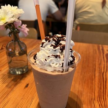 Big Orange | Midtown Little Rock - Vegan chocolate factory shake - Salad Near Me - Little Rock, Arkansas Big Orange | Midtown Little Rock - Vegan chocolate factory shake - Salad Near Me - Little Rock, Arkansas