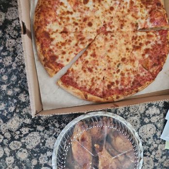 Amore Pizza - Cheese pizza and sweet chili wings - Sandwiches Near Me - Rosamond, California