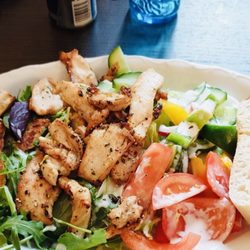 Wirtshaus Spinne - Salat mit Hühnchen