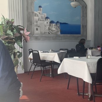 Olympic Flame Restaurant - Interior - Mediterranean Near Me - Des Moines, Iowa