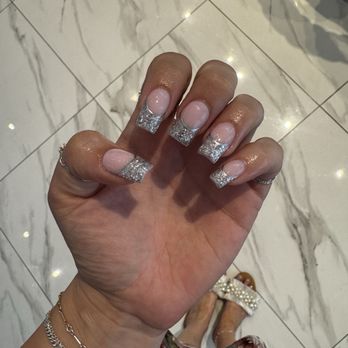 Luv Nails & Spa - Nail Salons Near Me - Costa Mesa, California