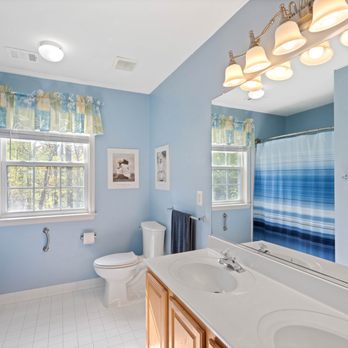 Staircase - Bath Shot - Real Estate Photography Near Me