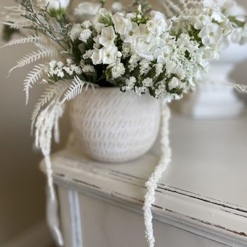 Mixed Materials Floral Design - I love my flowers! - Florists Near Me - Fulshear, Texas Mixed Materials Floral Design - I love my flowers! - Florists Near Me - Fulshear, Texas