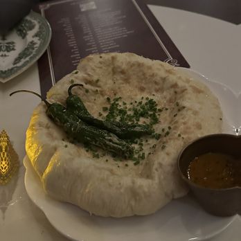Monarch & Lion - Chili Cheese Naan - British Near Me - Chicago, Illinois Monarch & Lion - Chili Cheese Naan - British Near Me - Chicago, Illinois