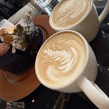 The Leaning Maple - Coffee & Tea Near Me - Olympia, Washington