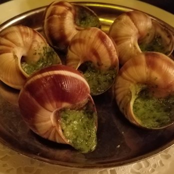 L'Escargot - Super tender and garlicky delicious escargots! - French Near Me - Paris, 75 L'Escargot - Super tender and garlicky delicious escargots! - French Near Me - Paris, 75
