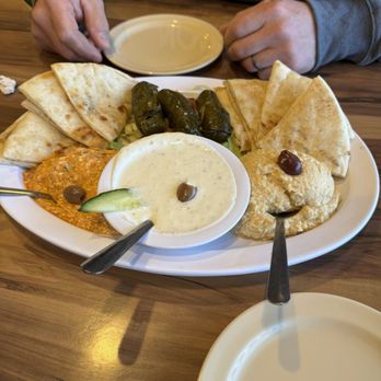 Mad Greek - Greek Sampler Platter - Pizza Near Me - Kingsport, Tennessee