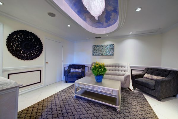 Leonard's Palazzo by null