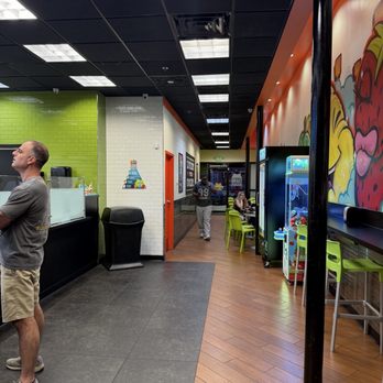 Jeremiah's Italian Ice - Interior - Ice Cream & Frozen Yogurt Near Me - Orlando, Florida Jeremiah's Italian Ice - Interior - Ice Cream & Frozen Yogurt Near Me - Orlando, Florida