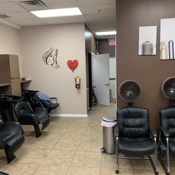 Cervinis Color & Hair - Valentine's Day