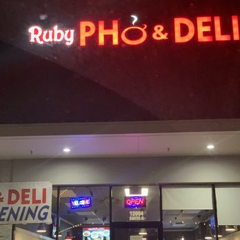 Ruby Pho And Deli - Outside - Vietnamese Near Me - Vancouver, Washington