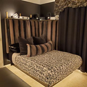 Gilbert's Upholstery - Custom mounted headboard and bedding - Furniture Reupholstery Near Me - Spring, Texas Gilbert's Upholstery - Custom mounted headboard and bedding - Furniture Reupholstery Near Me - Spring, Texas