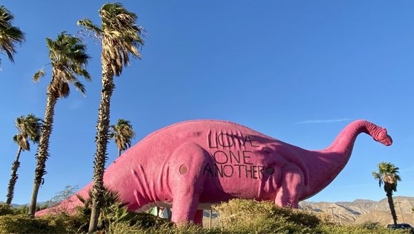 Cabazon Dinosaurs - World's Biggest Dinosaurs by null