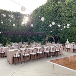 Our beautiful wedding thanks to Jennifer and HuieCo Events!