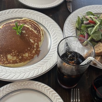 Madison Cafe and Grill - buttermilk pancakes and the Lancaster omelet - Lebanese Near Me - Edgewater, New Jersey Madison Cafe and Grill - buttermilk pancakes and the Lancaster omelet - Lebanese Near Me - Edgewater, New Jersey