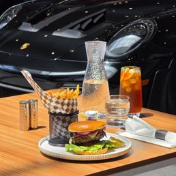 Wagyu Boxster Burger