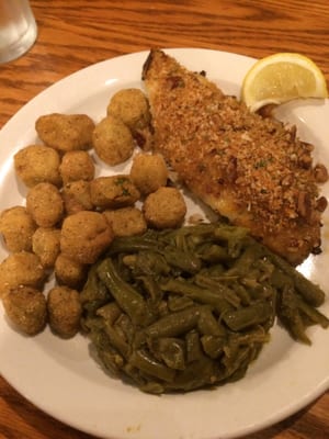 Cracker Barrel Old Country Store by null