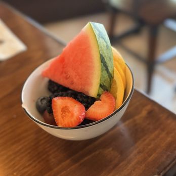 Brunch - Freshest fruit bowl - Breakfast & Brunch Near Me - Vancouver, British Columbia Brunch - Freshest fruit bowl - Breakfast & Brunch Near Me - Vancouver, British Columbia