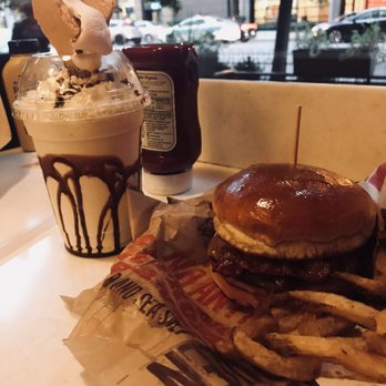 Epic Burger - Burgers Near Me - Chicago, Illinois